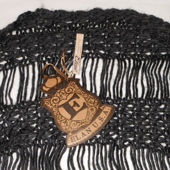 New Elan USA open front sweater vest. One size - Picture 2 of 6